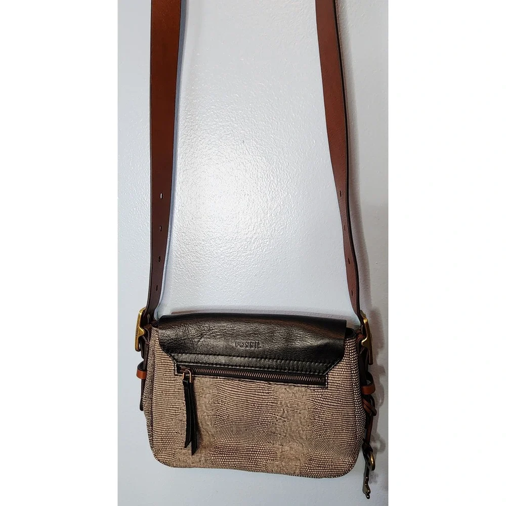 Fossil Crossbody Bag Womens Small Black Brown Key Charm Snakeskin EXC - Picture 5 of 16